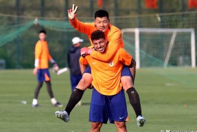 爱游戏入口-包含西甲倒计时，北京国安转会期刷新队史纪录，细节引发关注，悬念犹存，年轻球员得到机会的词条